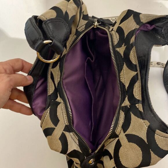 Coach Women's Black Cream Madison OP Art Signature Maggie Shoulder Bag - Picture 13 of 15